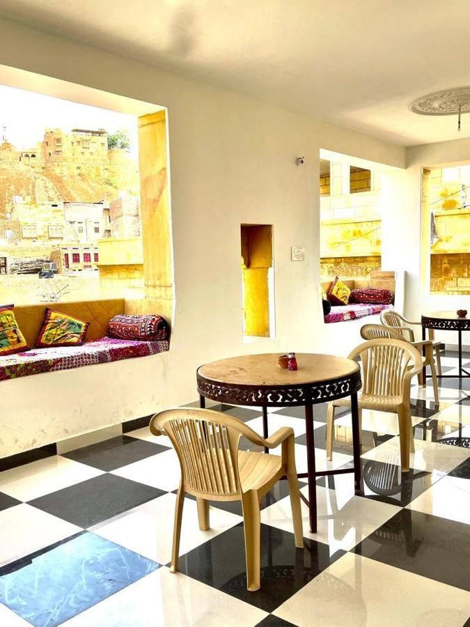 Hotel Sallu Safari 자이살메르 외부 사진