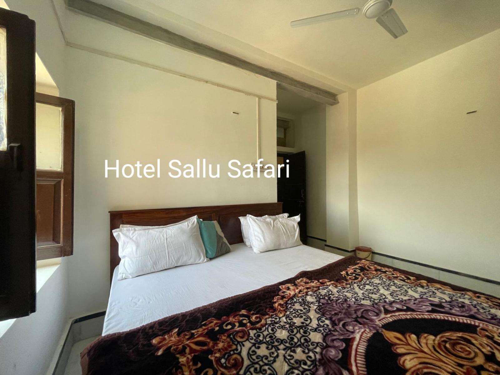 Hotel Sallu Safari 자이살메르 외부 사진