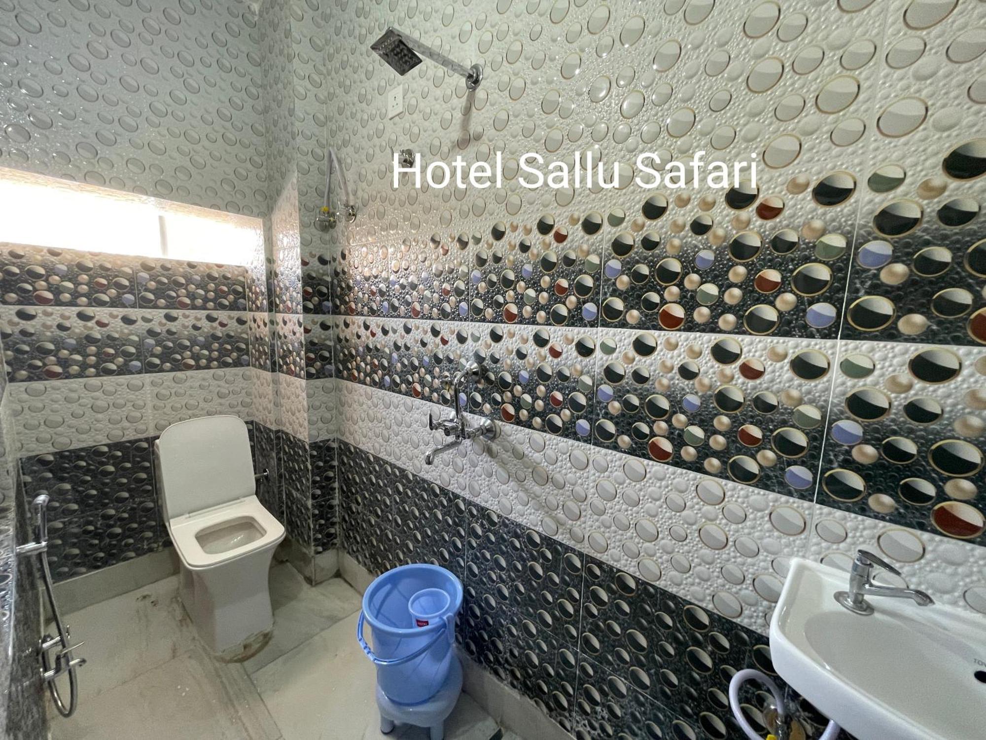 Hotel Sallu Safari 자이살메르 외부 사진