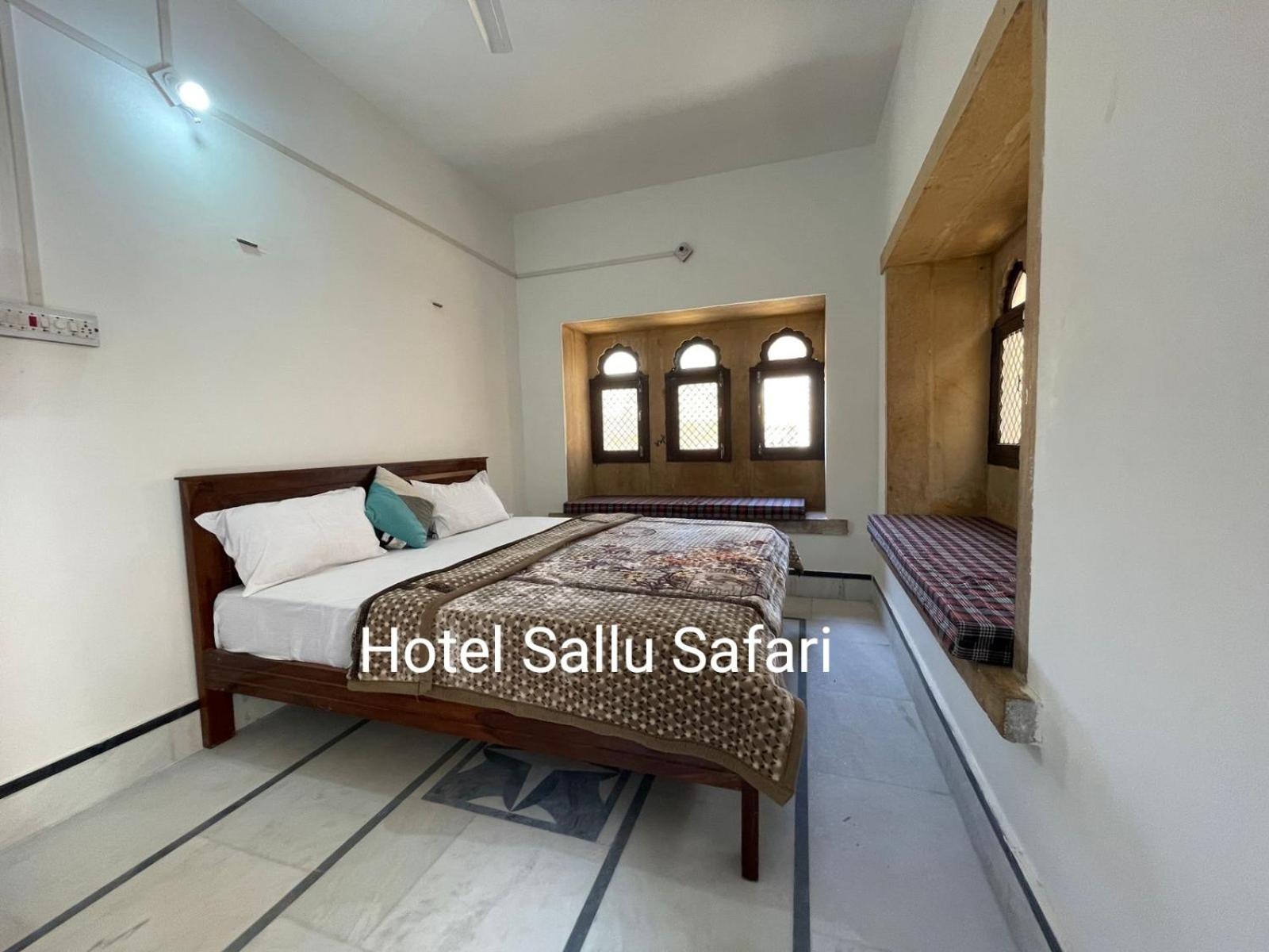 Hotel Sallu Safari 자이살메르 외부 사진